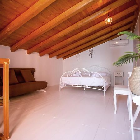 Ionian Grand Apartment Kornata Ngoại thất bức ảnh