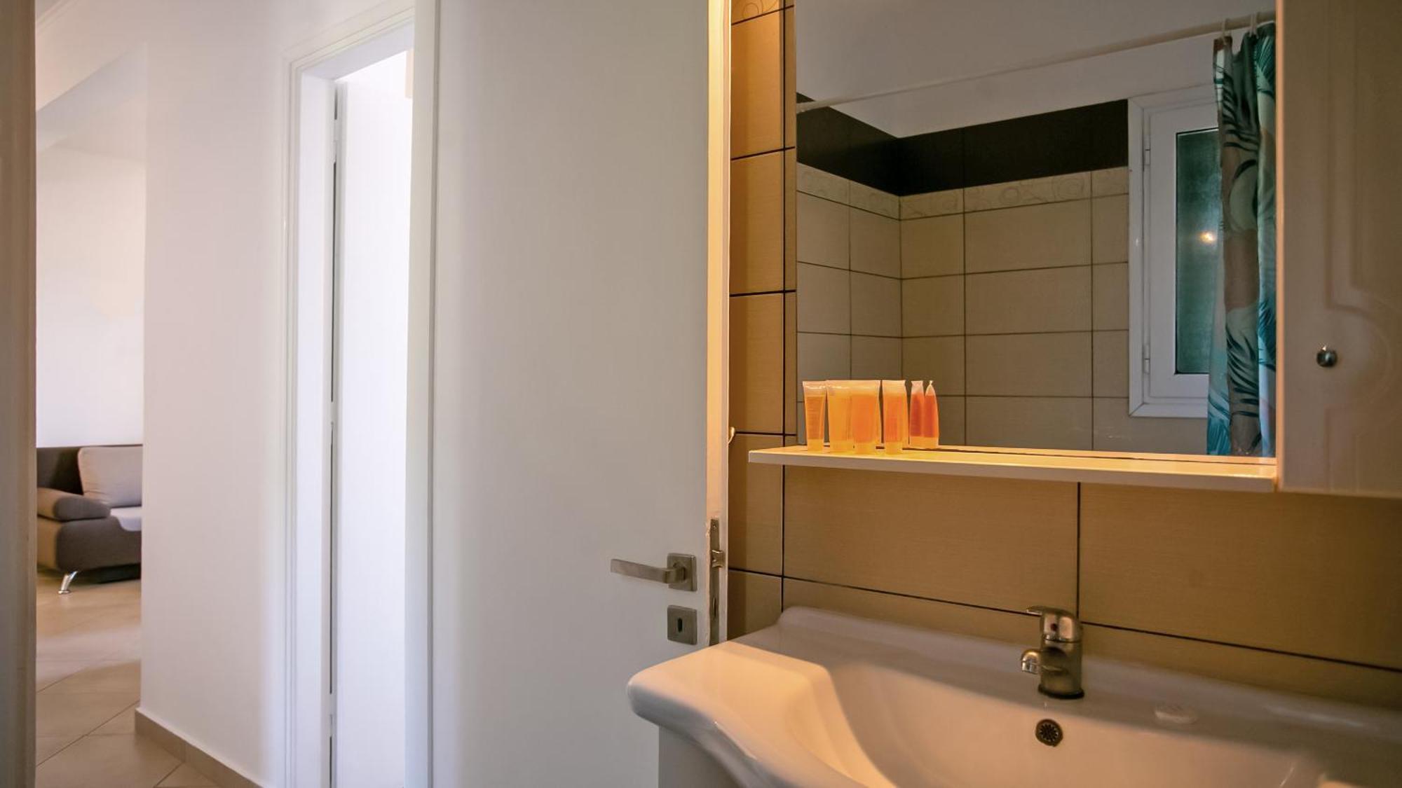 Ionian Grand Apartment Kornata Ngoại thất bức ảnh